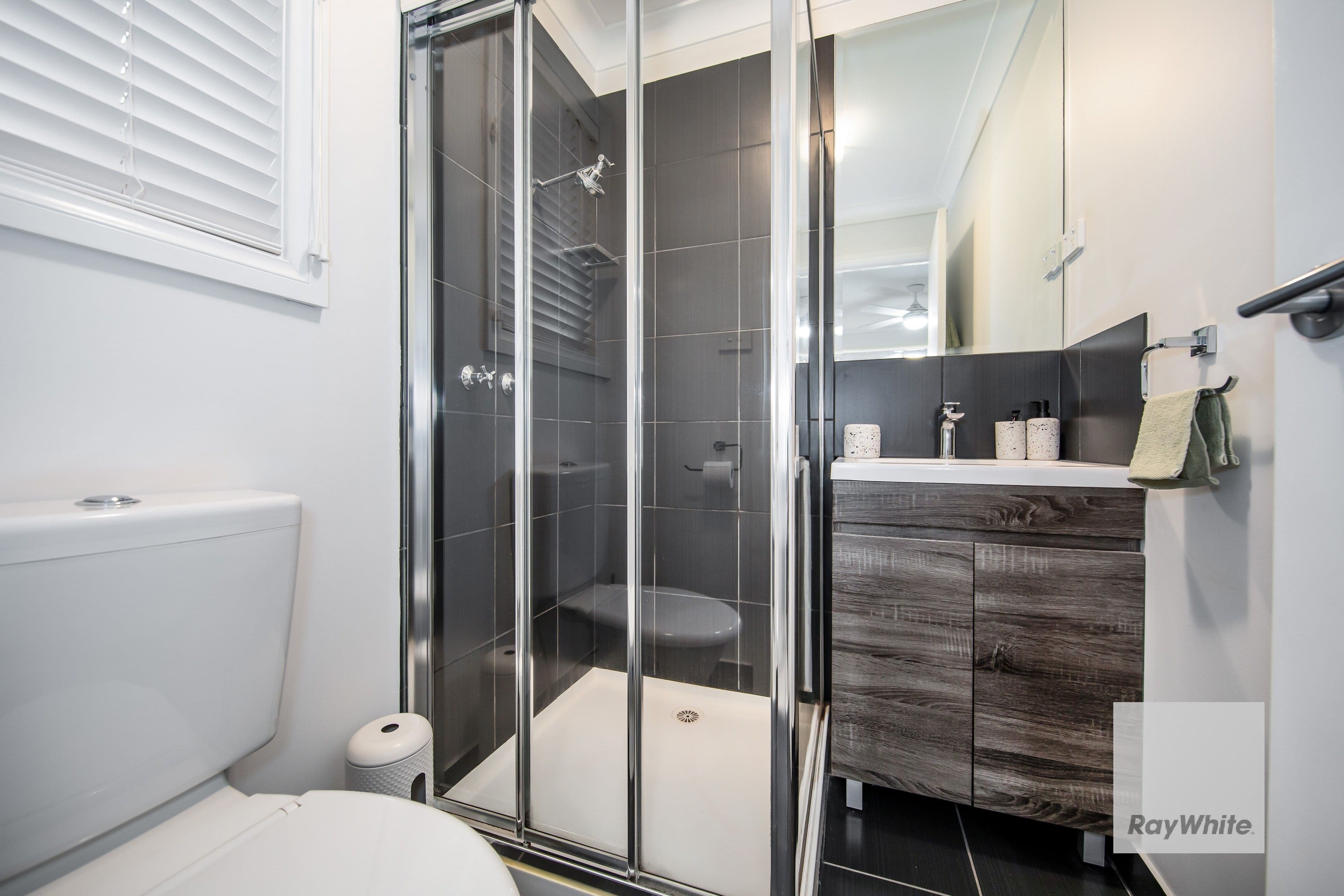 28 Sainsbury Avenue, Hillside VIC 3037, Hillside - Thumbnail 6