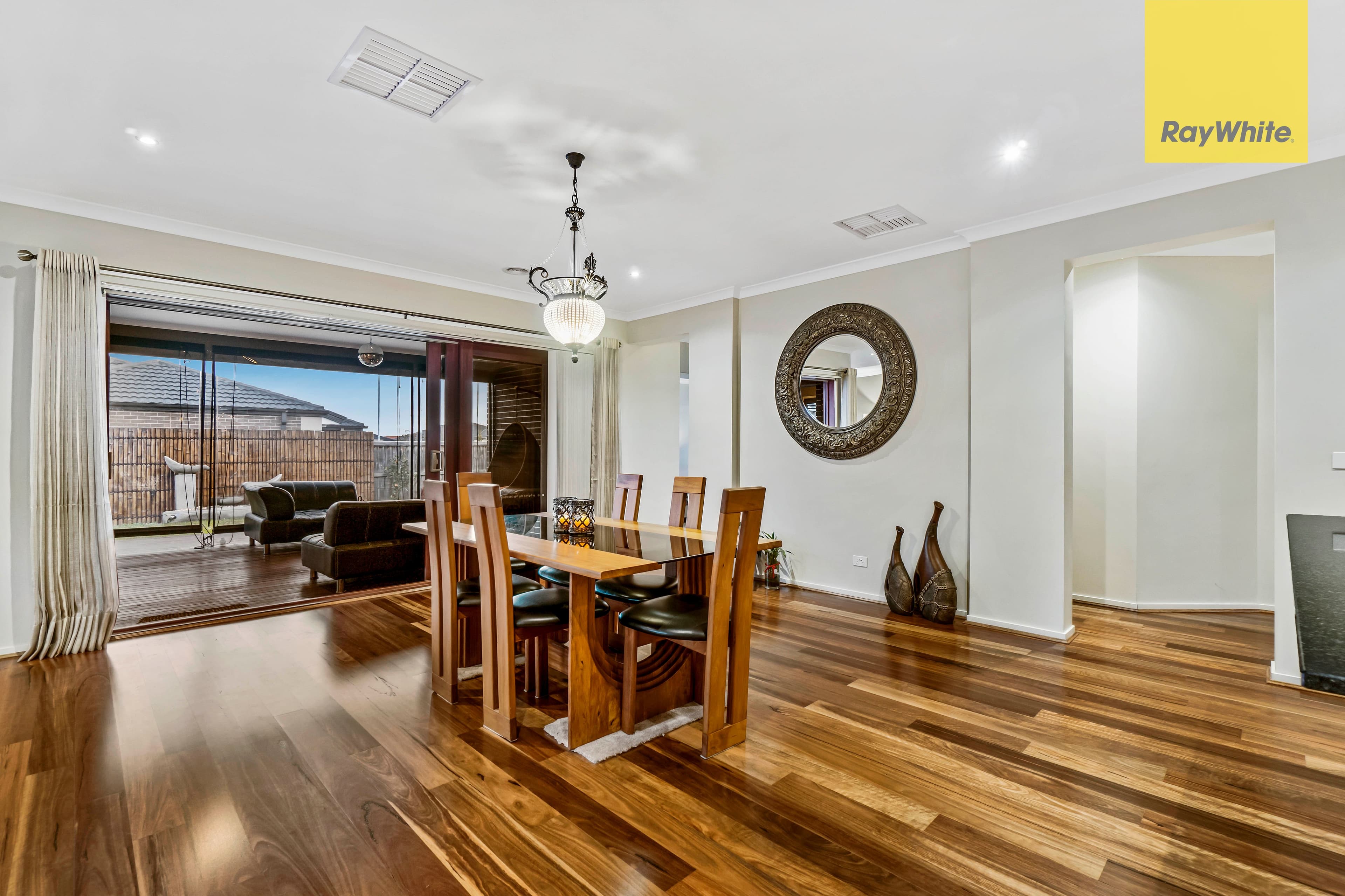 4 McMinn Place, Taylors Hill VIC 3037, Taylors Hill - Thumbnail 8