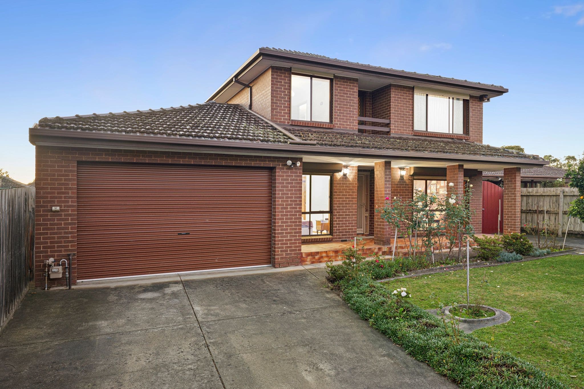 2 Hollyview Court, Rowville VIC 3178, Rowville - Thumbnail 2