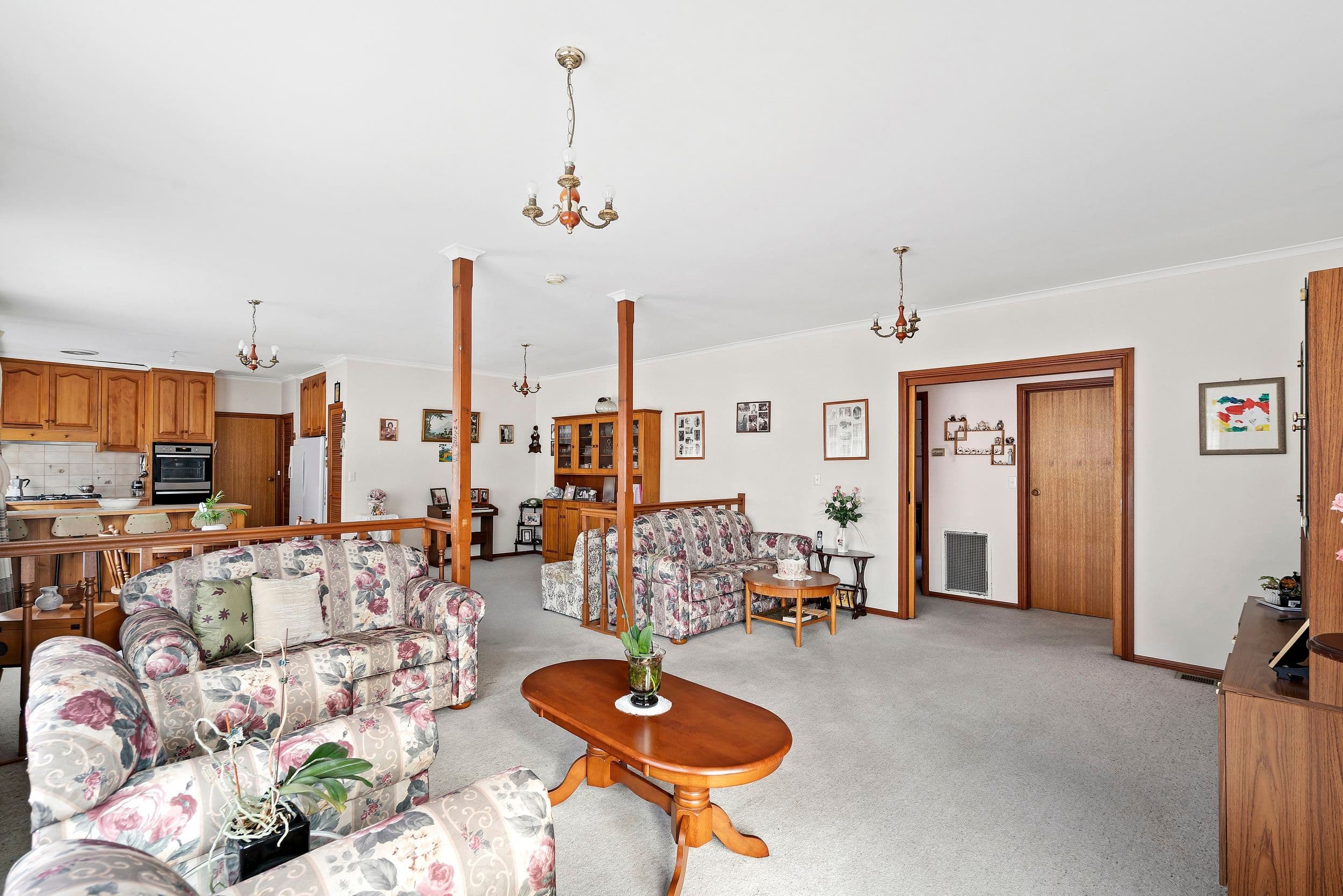 16 Collingwood Road, Newport VIC 3015, Newport - Thumbnail 4