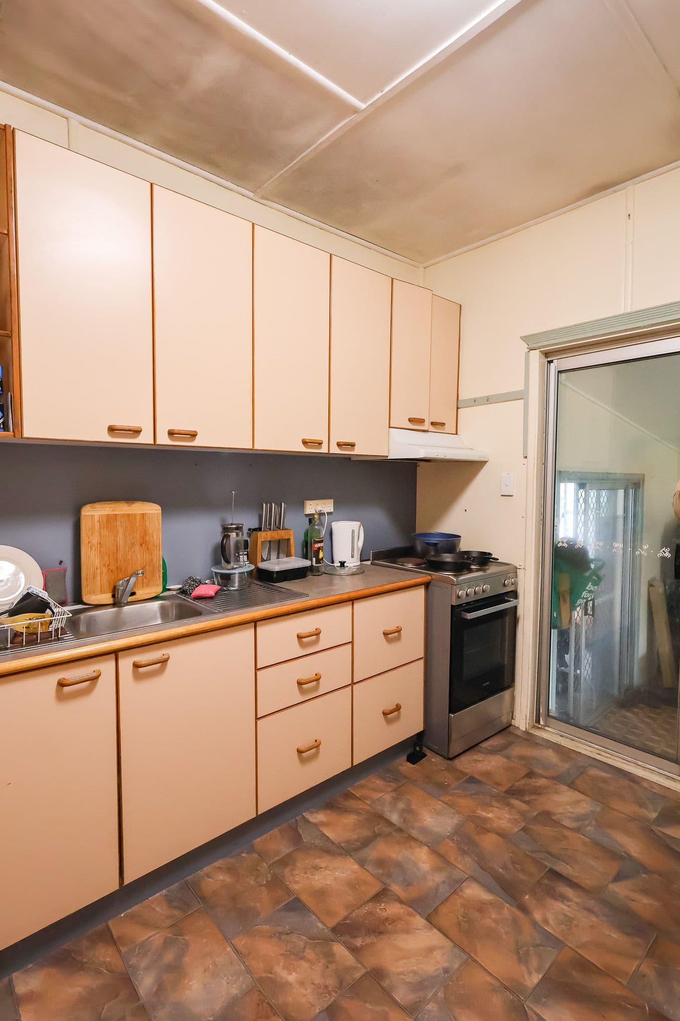 38 Derry Street, Roma QLD 4455, Roma - Thumbnail 2