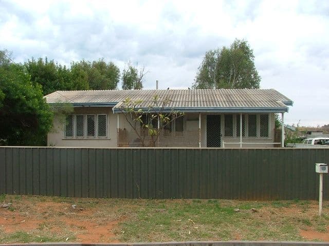 10 Morrell Court West, CARNARVON WA 6701, South Carnarvon - Thumbnail 2