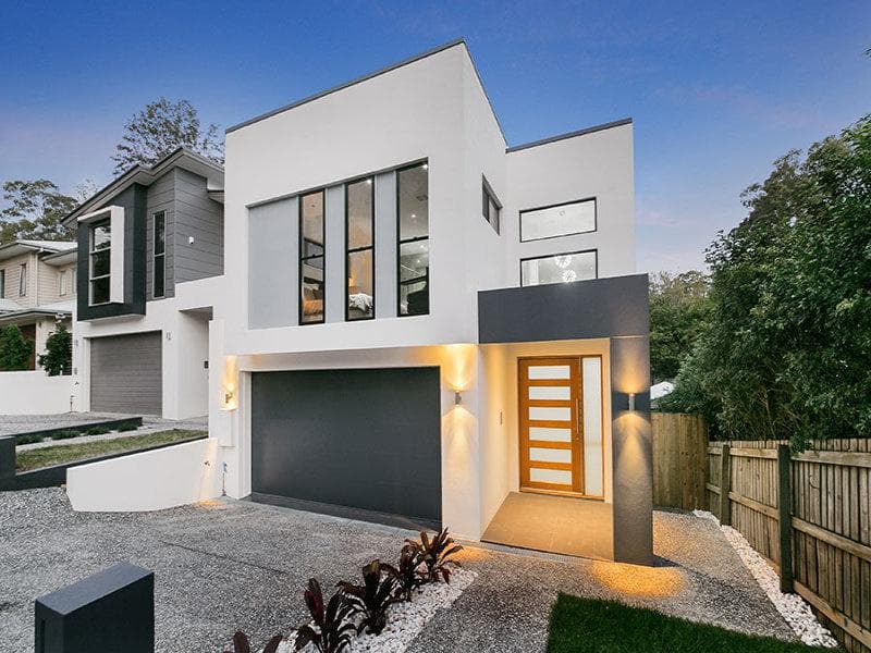5/8 St Georges Road, Elsternwick, VIC, Refined Family Residence Framed By The Fairways - Image 1