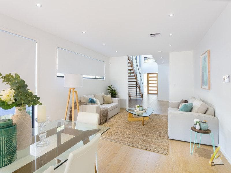 5/8 St Georges Road, Elsternwick, VIC, Refined Family Residence Framed By The Fairways - Thumbnail 5