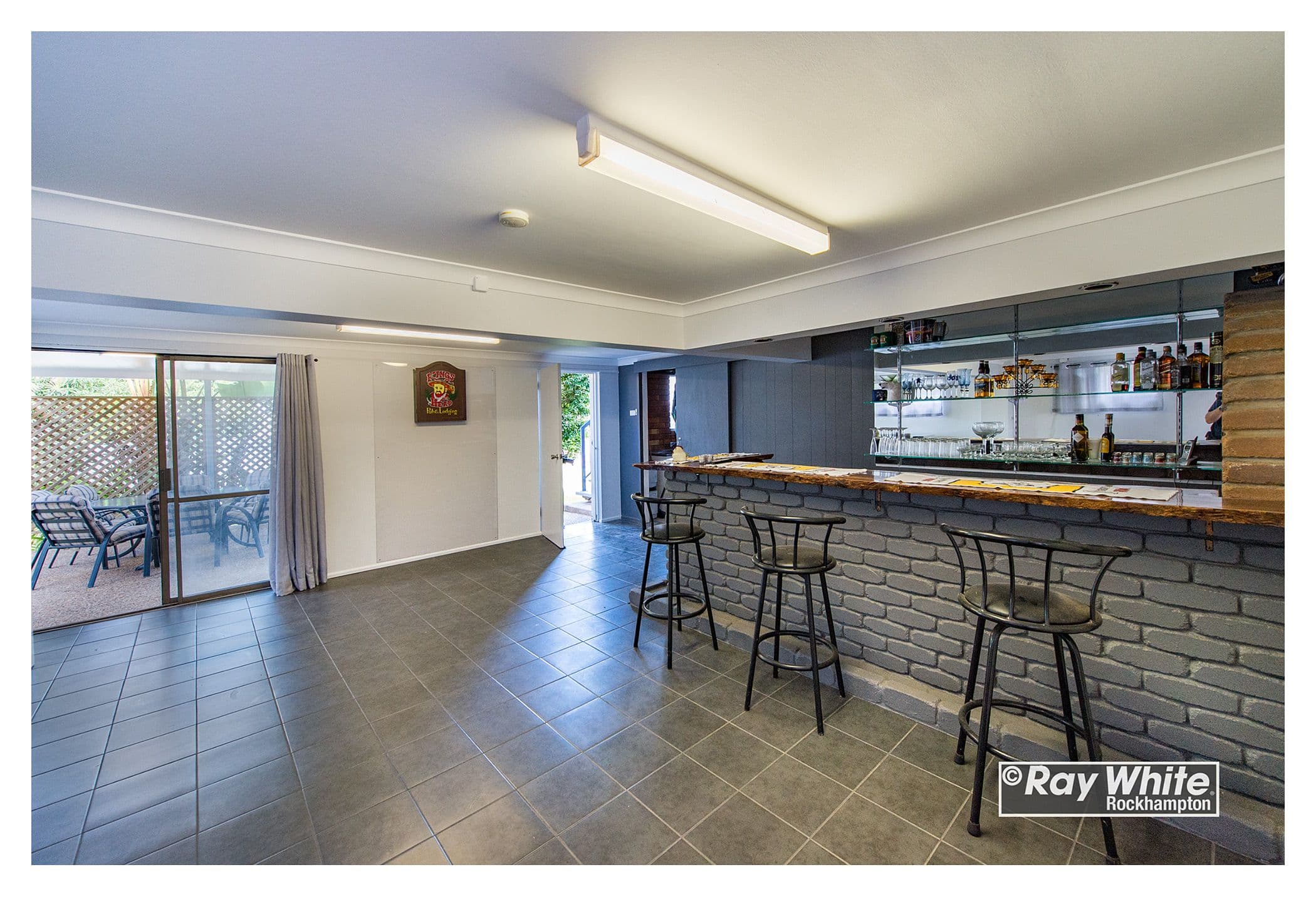 301 Duthie Avenue, Frenchville QLD 4701, Frenchville - Thumbnail 7