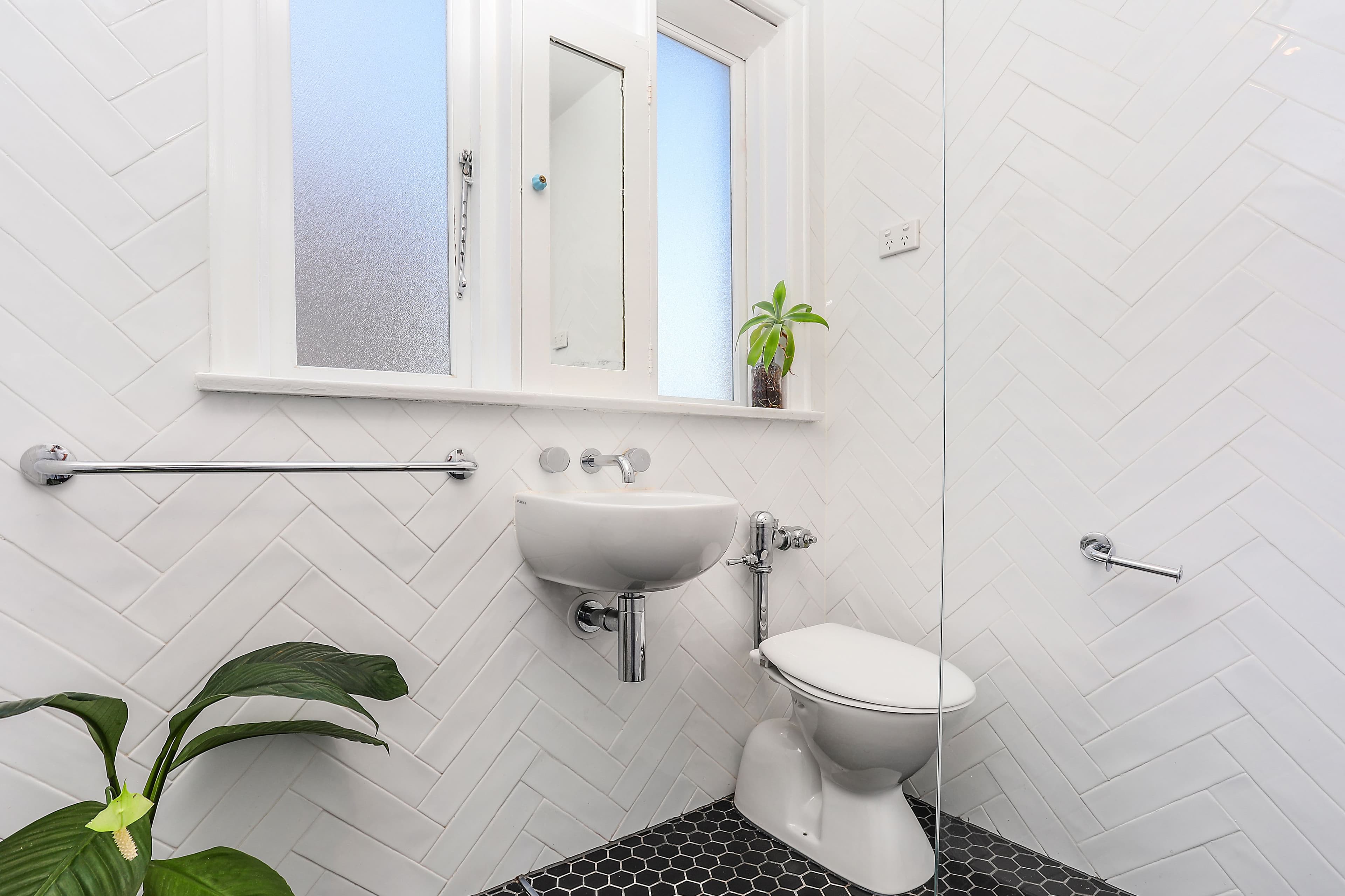 707 Spring Valley Road, Flowerdale - Thumbnail 3