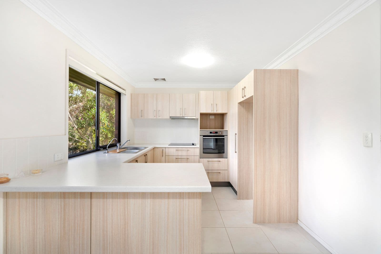 3 Capel Court, Elanora QLD 4221, Elanora - Thumbnail 7