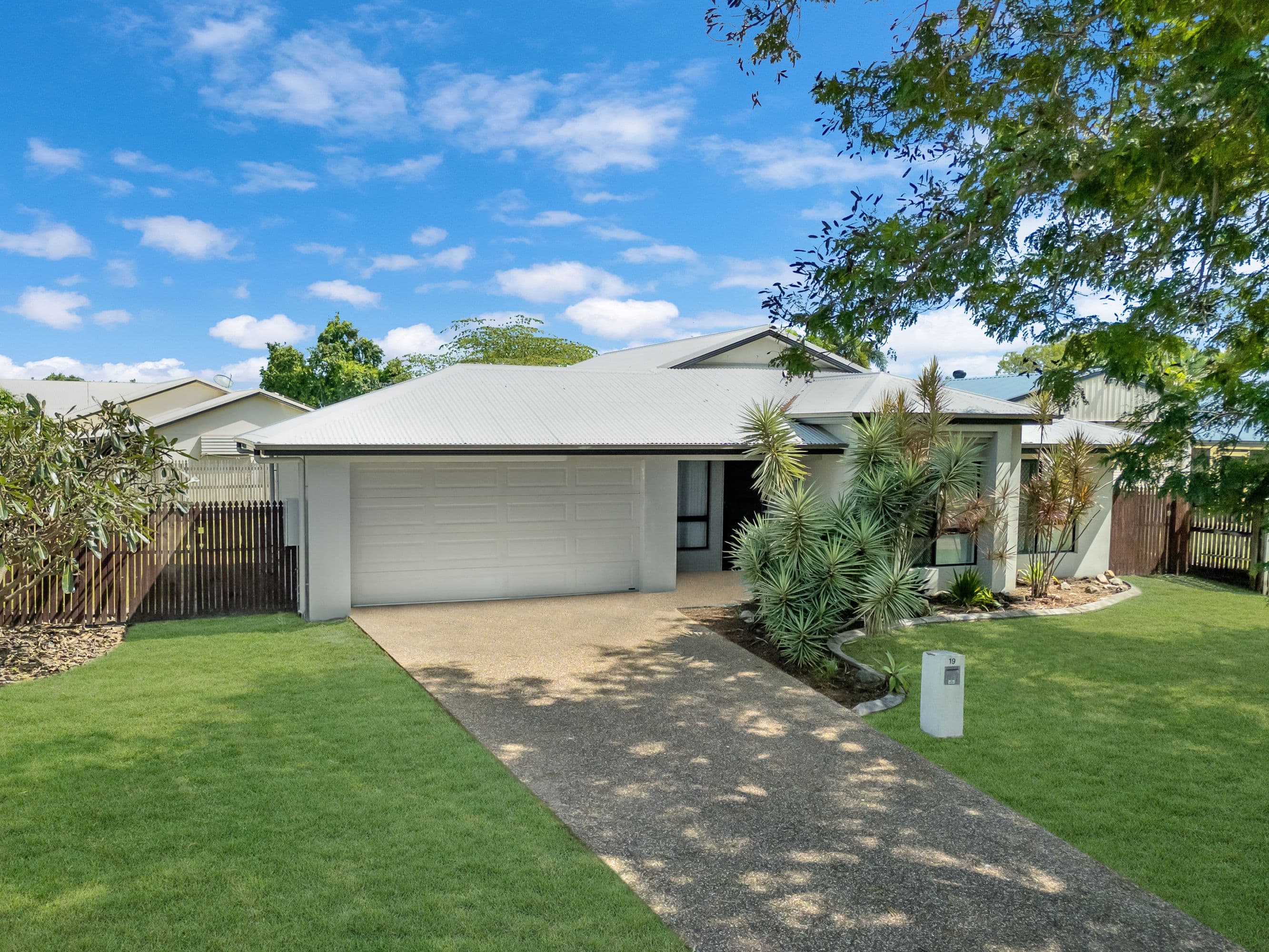 19 Riley Circuit, Kirwan QLD 4817, Kirwan - Image 1