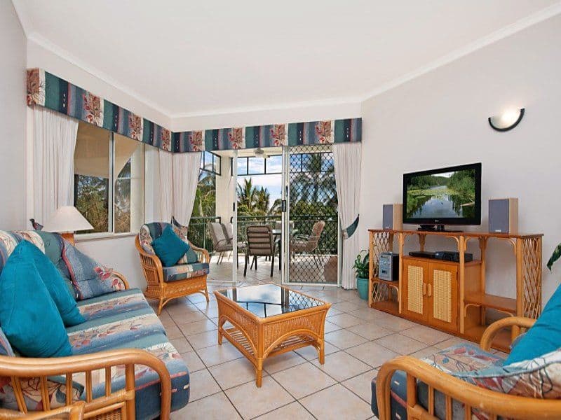 39 Vasey Esplanade, TRINITY BEACH QLD 4879, Trinity Beach - Thumbnail 2