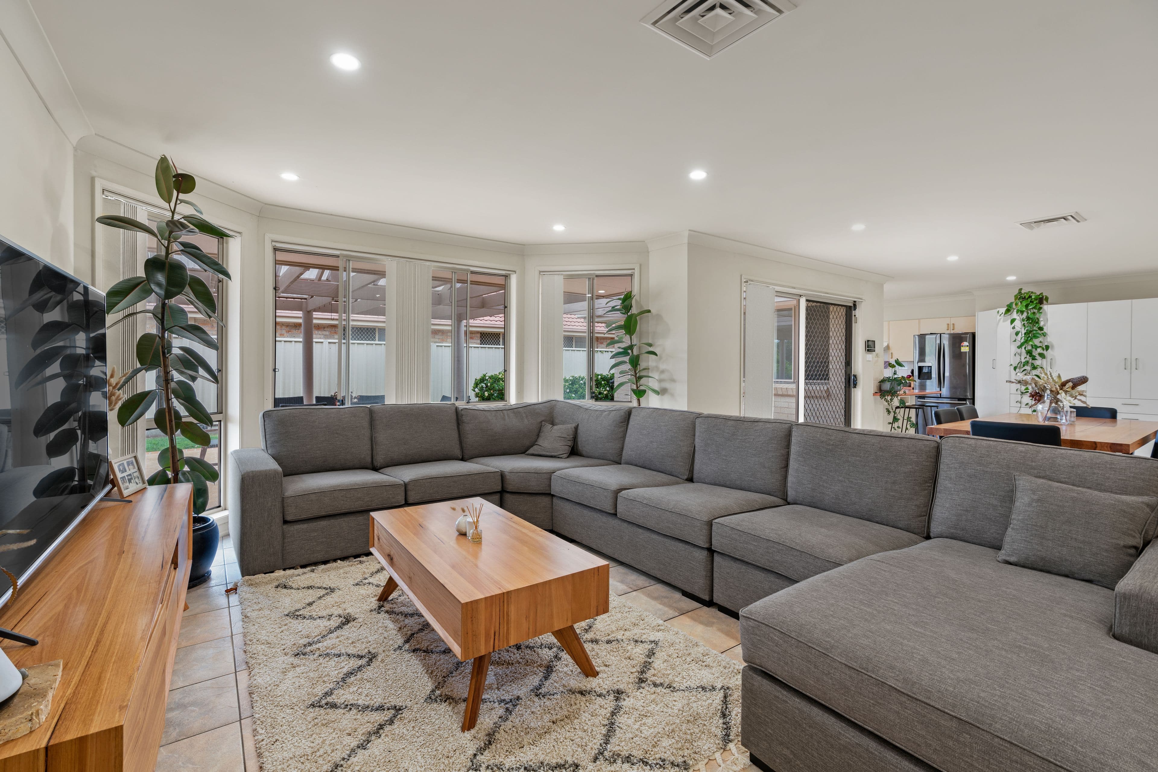 75 Sheraton Circuit, Bomaderry NSW 2541, Bomaderry - Thumbnail 3