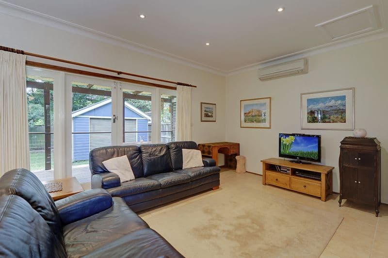 4 Willarong Road, Mount Colah NSW 2079, Mount Colah - Thumbnail 4