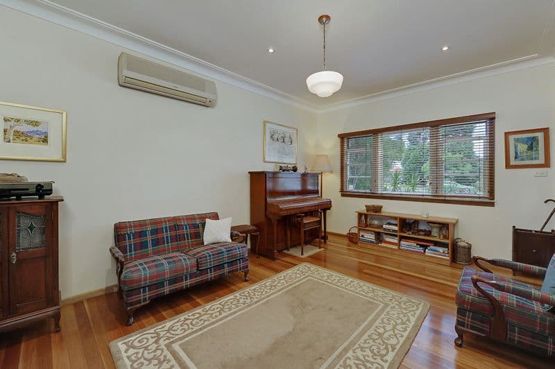 4 Willarong Road, Mount Colah NSW 2079, Mount Colah - Thumbnail 5