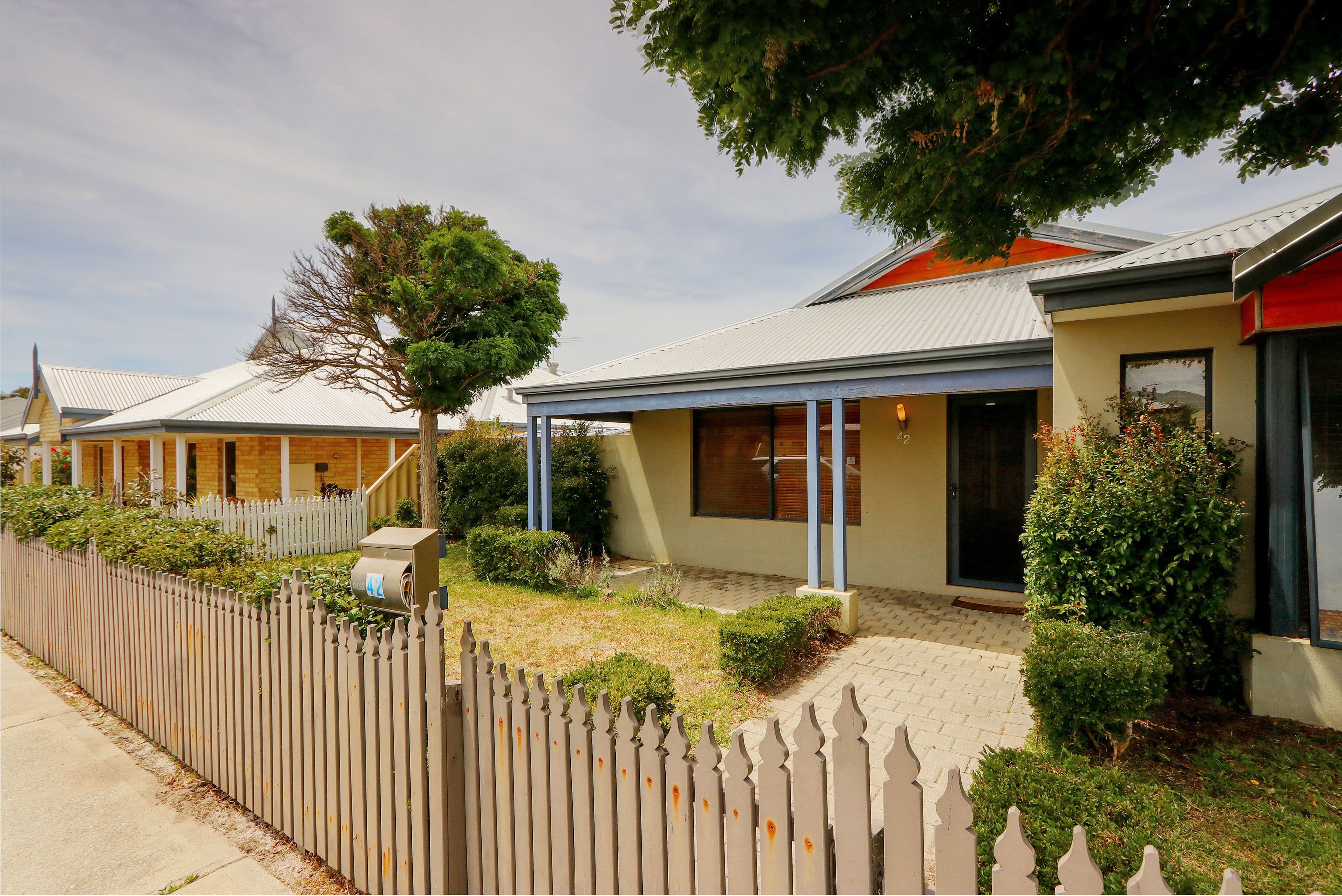 42 Unity Way, Atwell WA 6164, Atwell - Thumbnail 2