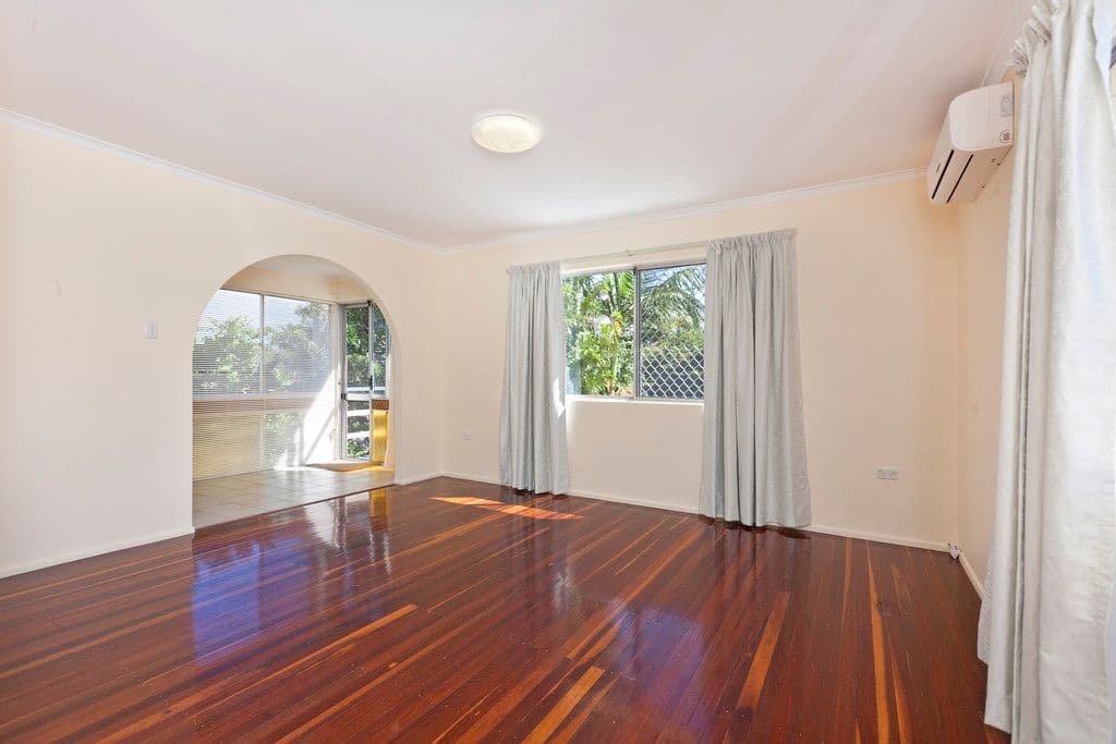 26 Gladstone Street, REDLAND BAY QLD 4165, Redland Bay - Thumbnail 5