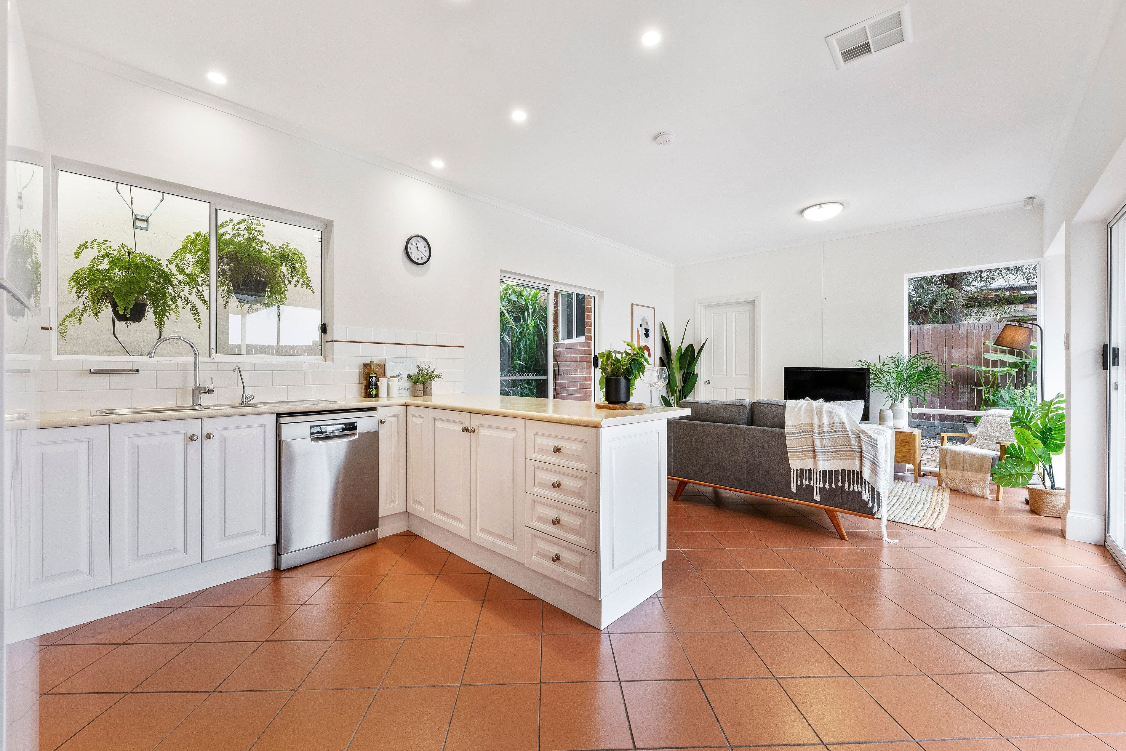 16 Royal Avenue, Adelaide SA 5000, Adelaide - Thumbnail 7