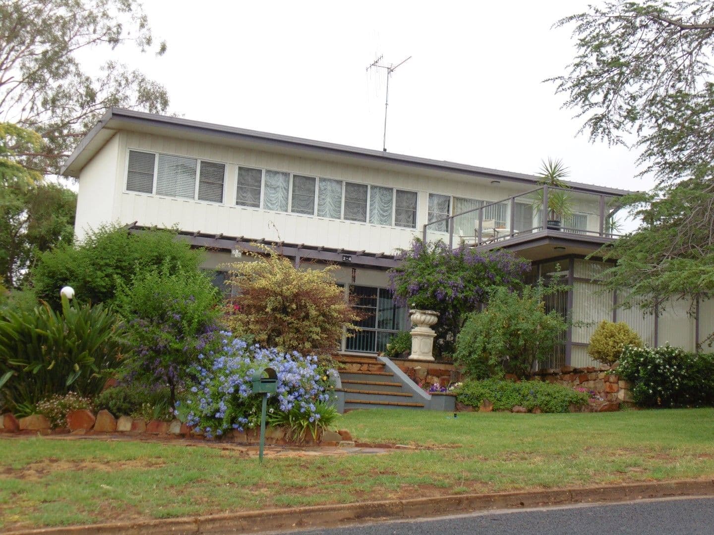 2 Evans Place, Parkes - Image 1