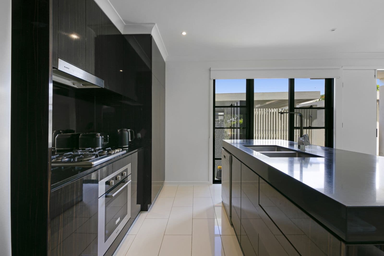 60 Peninsula Drive, Robina QLD 4226, Robina - Thumbnail 4