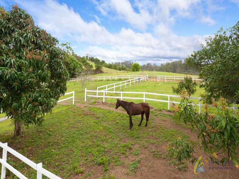 28 Kittani Street,  Upper Brookfield, Upper Brookfield - Thumbnail 4