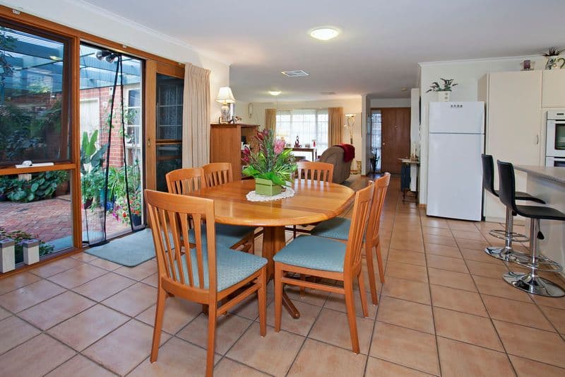 20 Meadowvale Drive, GROVEDALE VIC 3216, Grovedale - Thumbnail 5