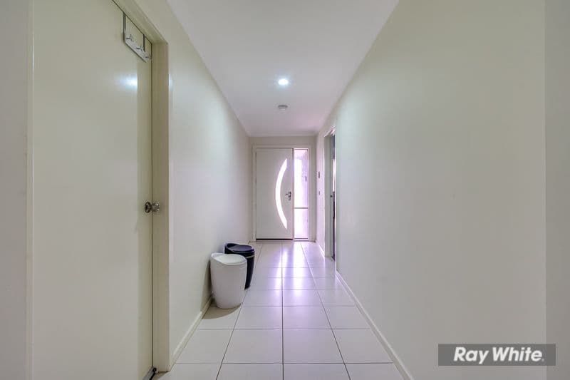 60 EMPEROR Parade, Tarneit VIC 3029, Tarneit - Thumbnail 4