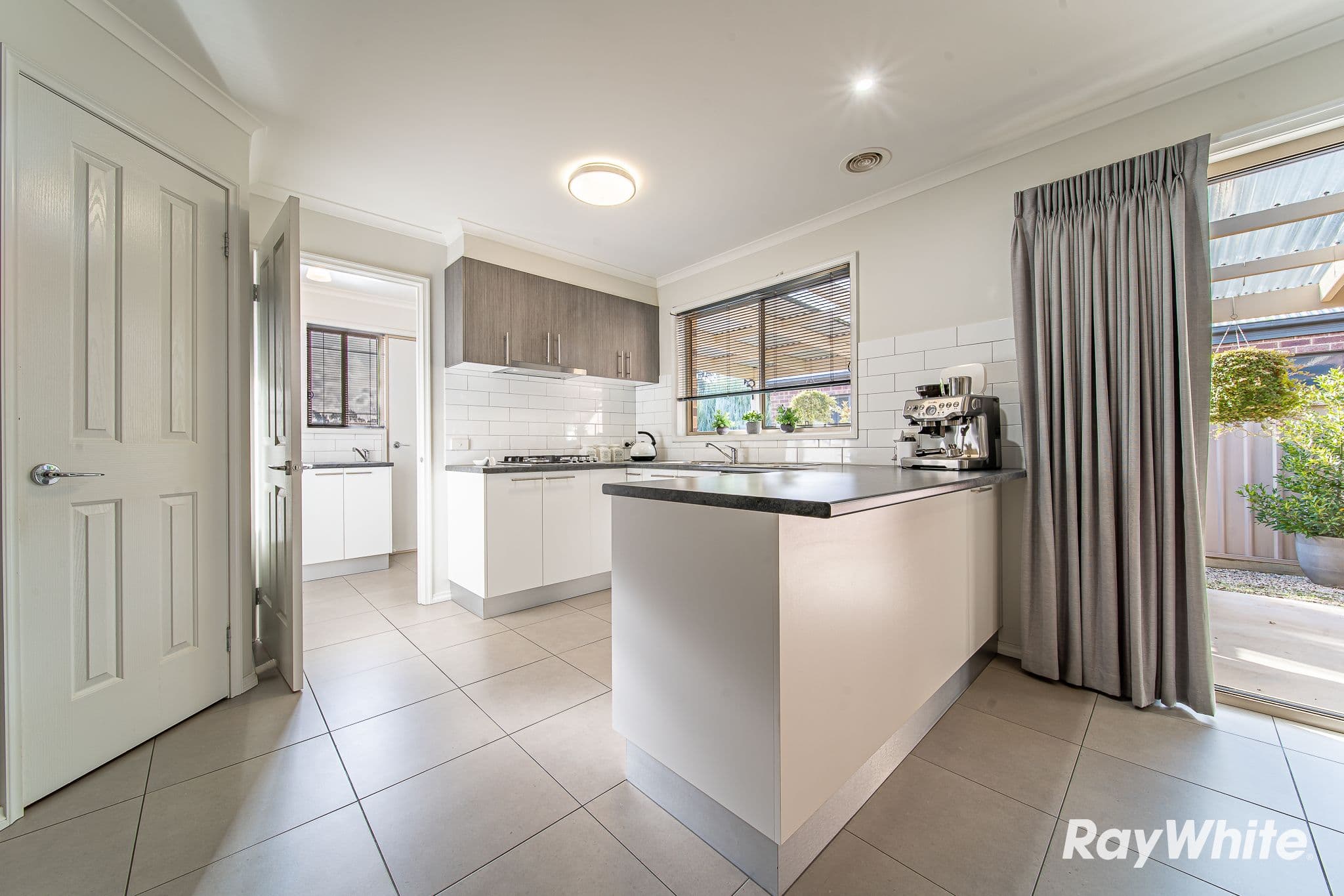 18 Sylvan Retreat, White Hills VIC 3550, White Hills - Thumbnail 6