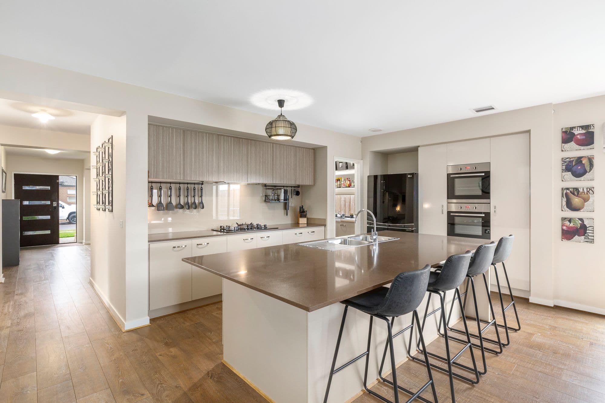 14 Agate Drive, Tarneit VIC 3029, Tarneit - Thumbnail 5