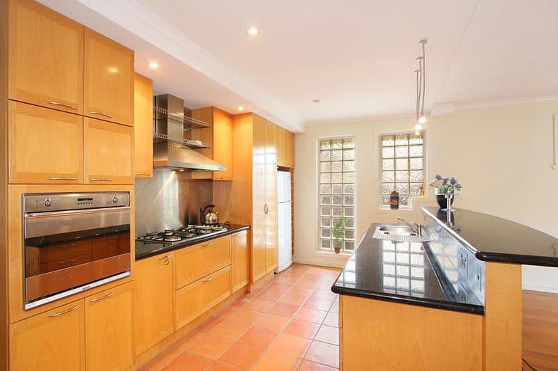 14 Abercrombie Street, OAKLEIGH SOUTH VIC 3167, Oakleigh South - Thumbnail 2