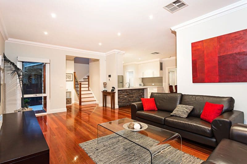 15 Rowena Road, MALVERN EAST VIC 3145, Malvern East - Thumbnail 2
