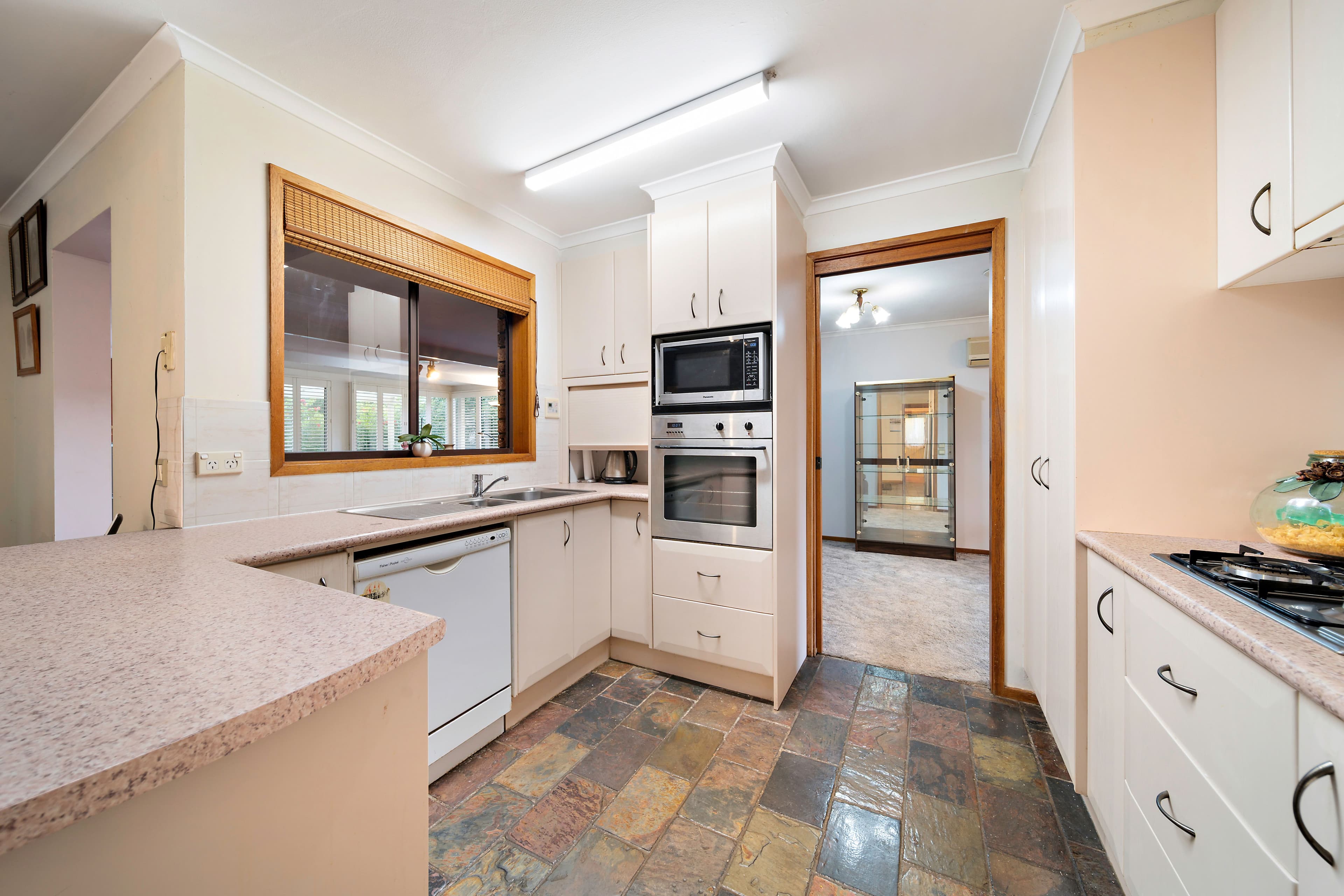 1 Mcghie Place, Latham ACT 2615, Latham - Thumbnail 4