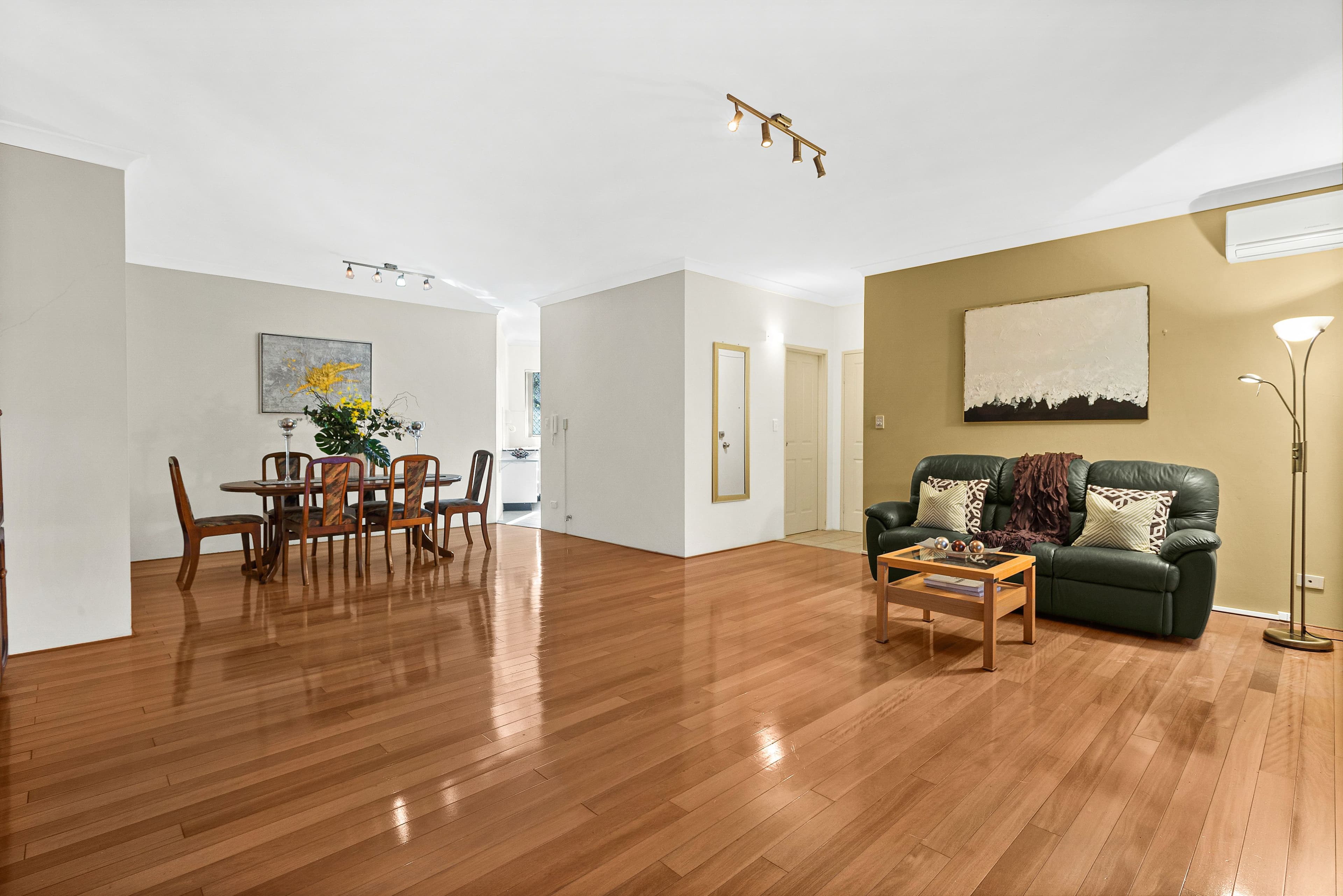 28 Martin Place, Mortdale NSW 2223, Mortdale - Thumbnail 2