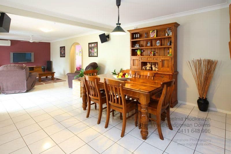 5 Parkview Place, BRIDGEMAN DOWNS QLD 4035, Bridgeman Downs - Thumbnail 3