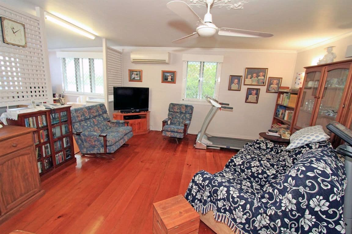 16 Private Street, ALLENSTOWN QLD 4700, Allenstown - Thumbnail 3