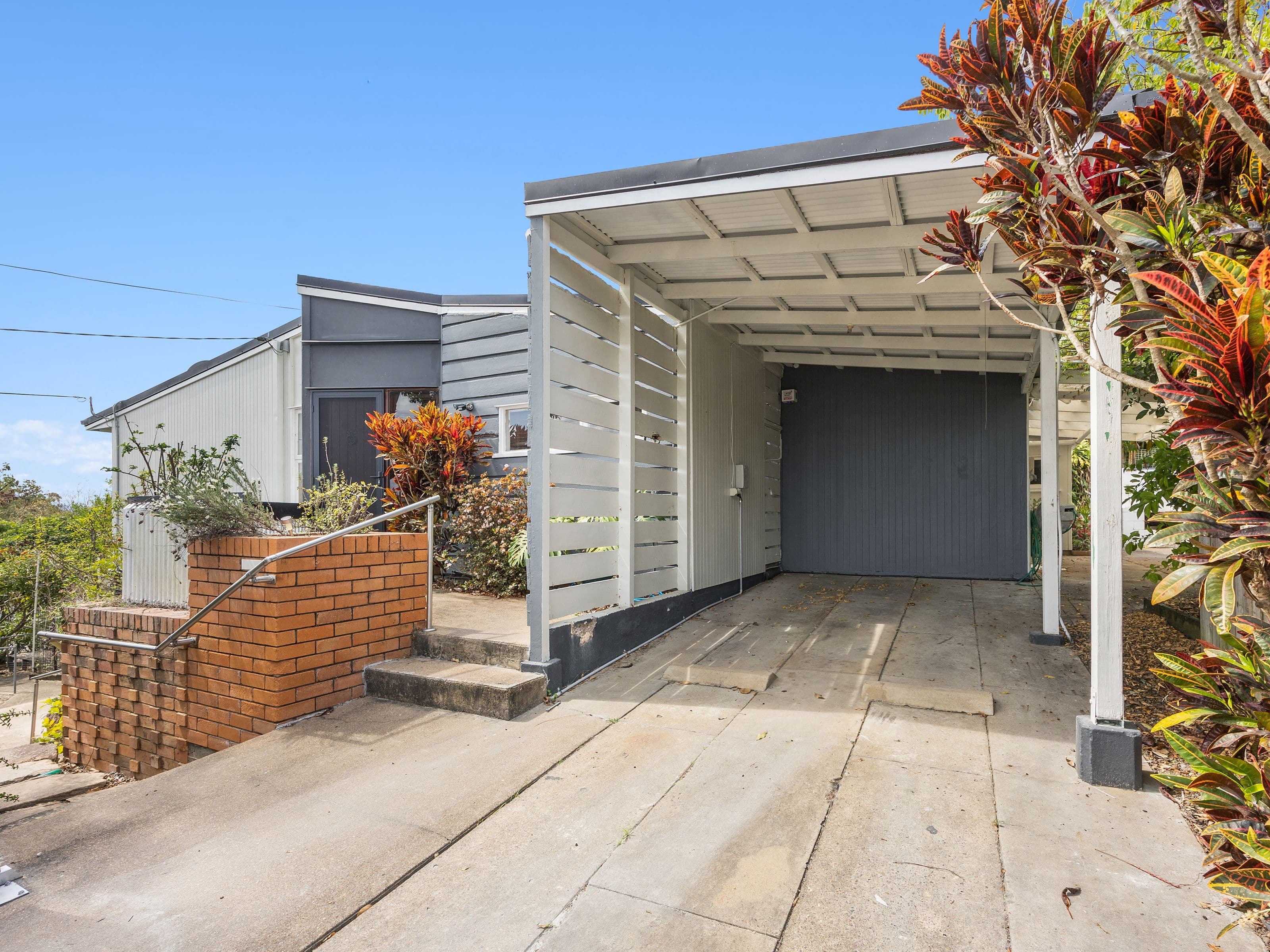 10 Soudan Street, North Booval QLD 4304, North Booval - Image 1