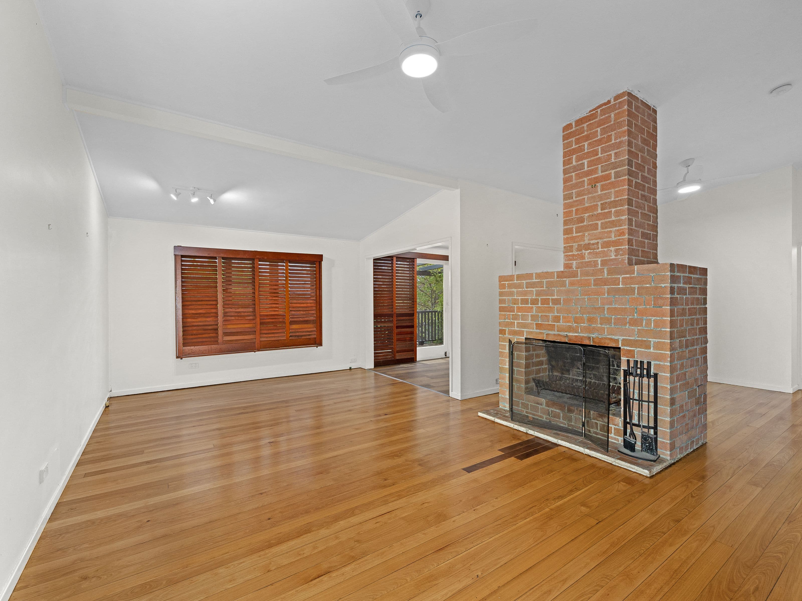 10 Soudan Street, North Booval QLD 4304, North Booval - Thumbnail 4