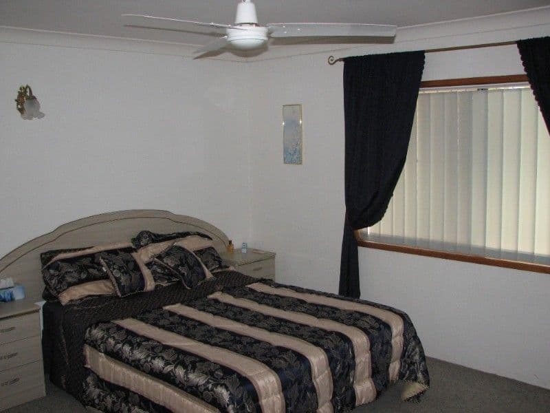 10 Bonney Street, BUNDABERG NORTH QLD 4670, Bundaberg North - Thumbnail 4