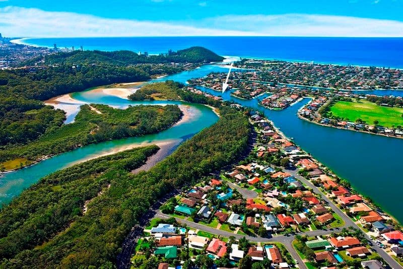 118 Tallebudgera Drive, PALM BEACH QLD 4221, Palm Beach - Thumbnail 3