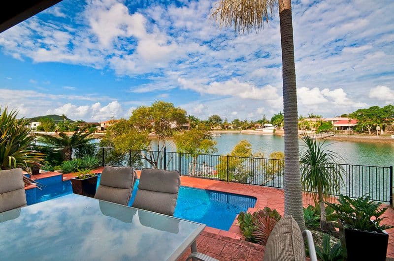 118 Tallebudgera Drive, PALM BEACH QLD 4221, Palm Beach - Thumbnail 5