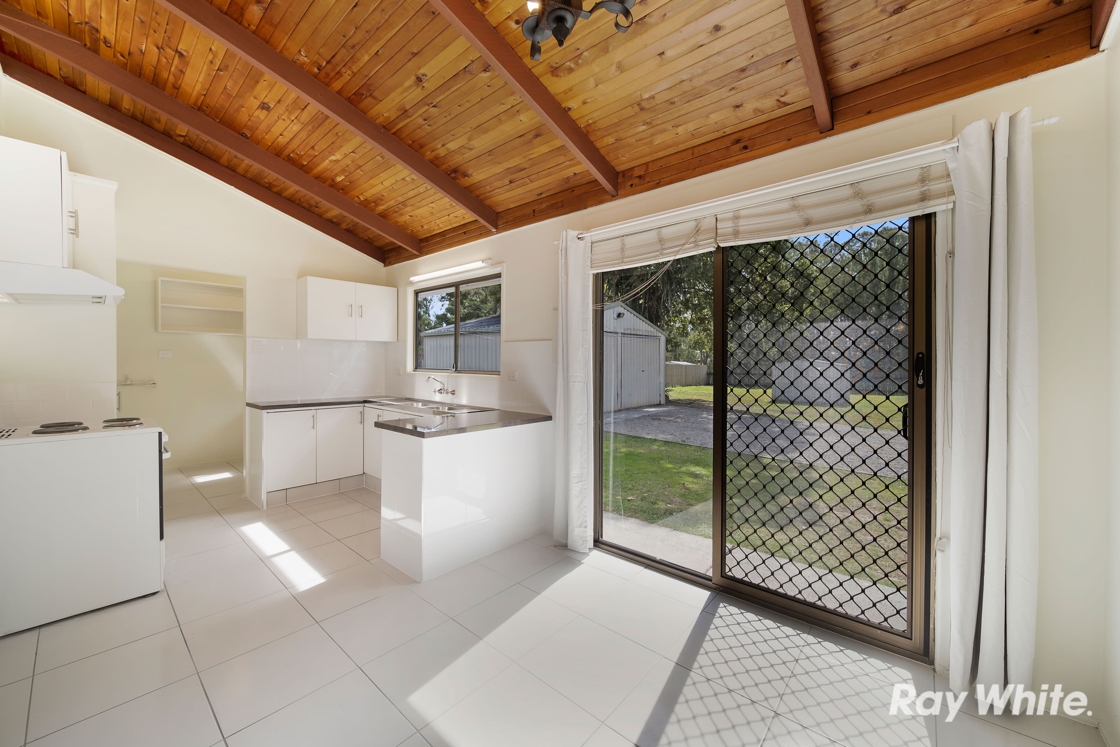 7 Short Street, Loganlea QLD 4131, Loganlea - Thumbnail 5