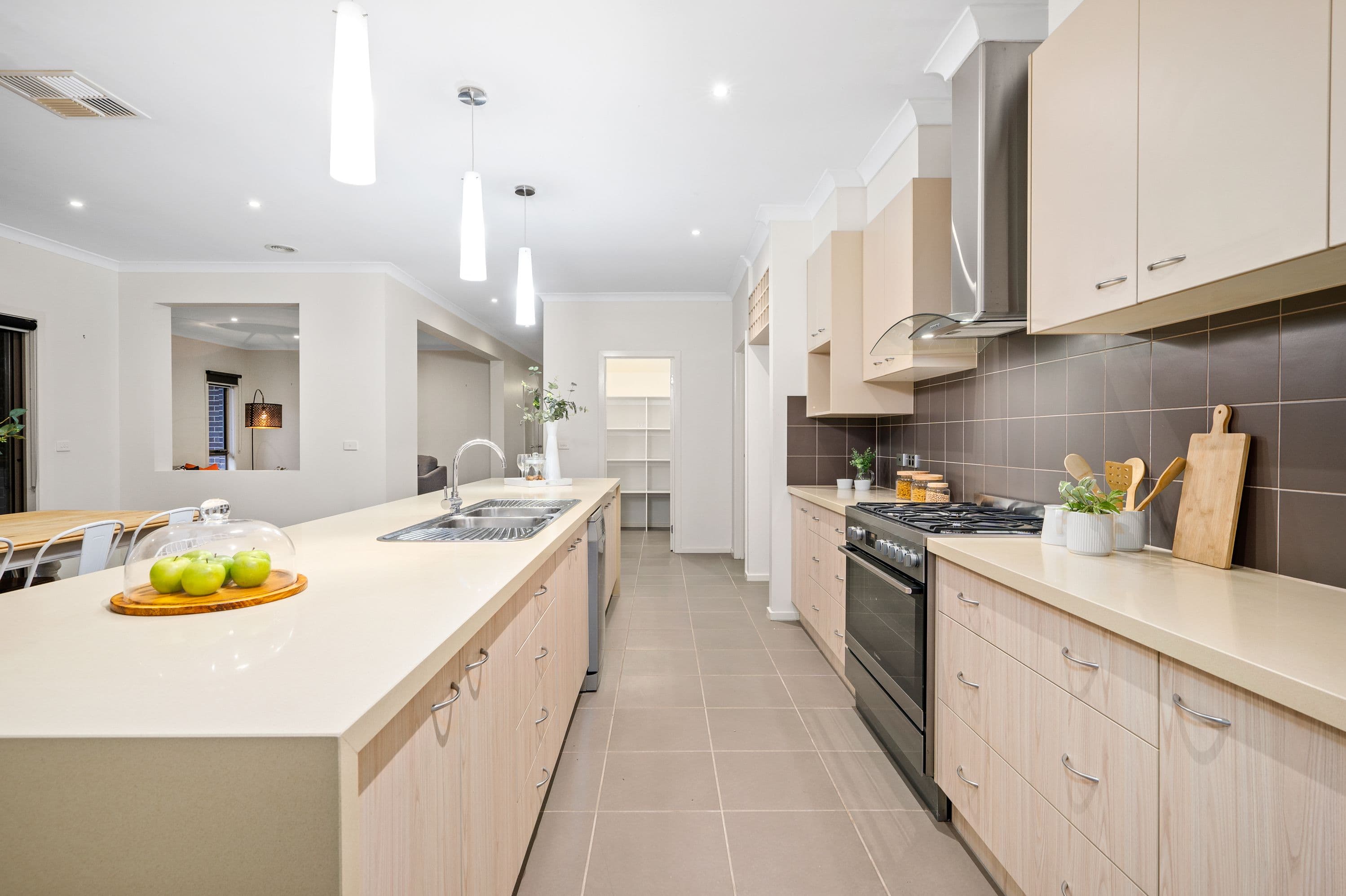 29 Campaspe Drive, Whittlesea VIC 3757, Whittlesea - Thumbnail 2