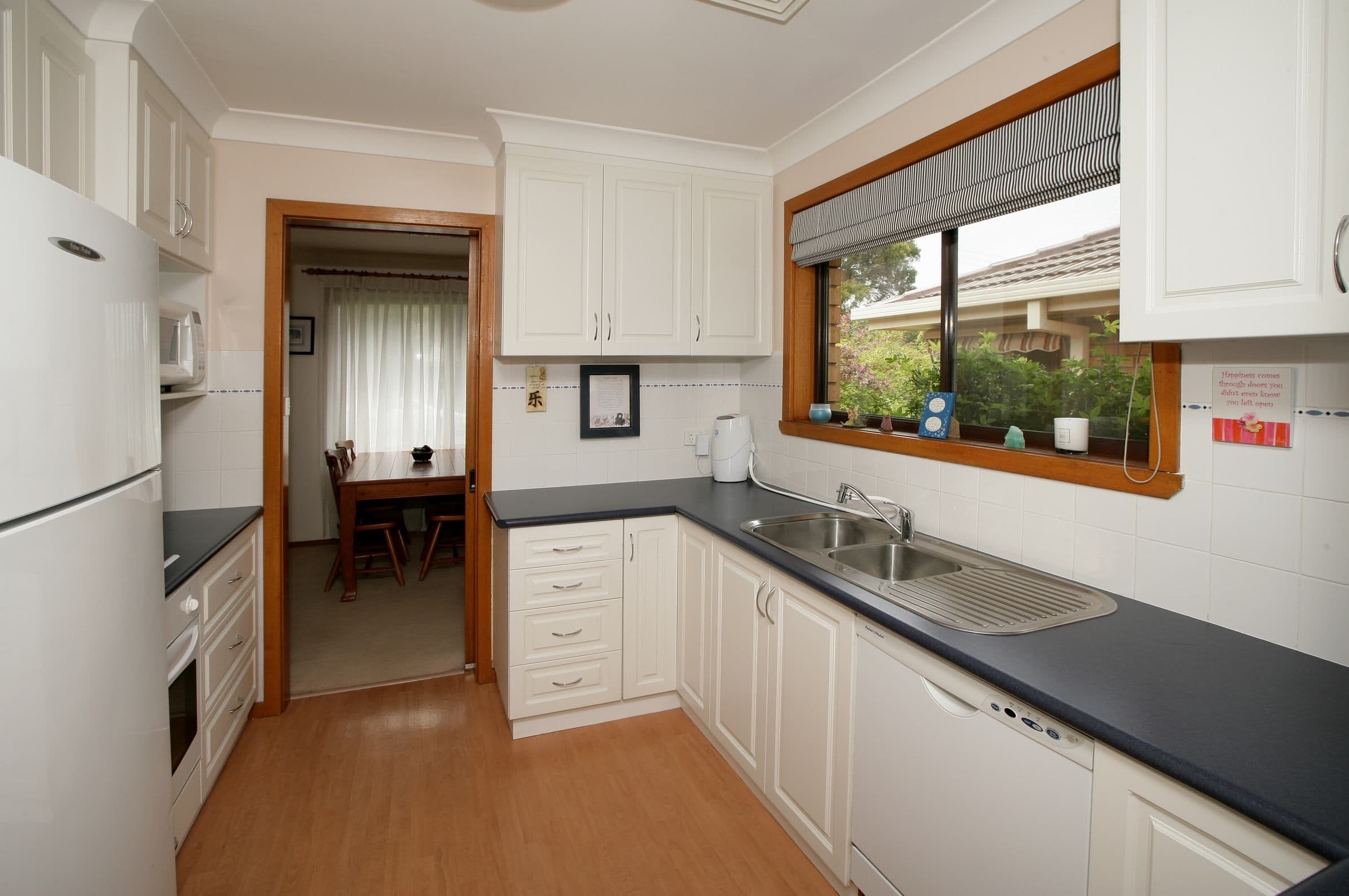 42 Walana Crescent, KOORINGAL NSW 2650, Kooringal - Thumbnail 5