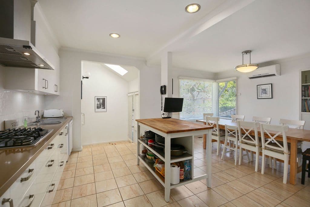6 Lynette Street, Nunawading VIC 3131, Nunawading - Thumbnail 2