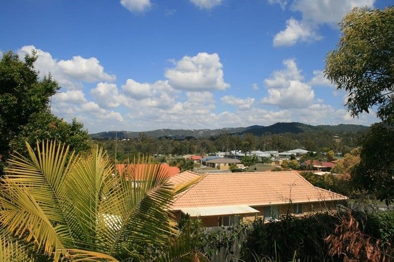 9 Trevina Crescent, Mount Warren Park QLD 4207, Mount Warren Park - Thumbnail 3