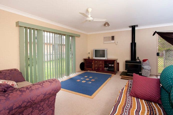 24 Balmaringa Avenue, NORTH NOWRA NSW 2541, North Nowra - Thumbnail 3