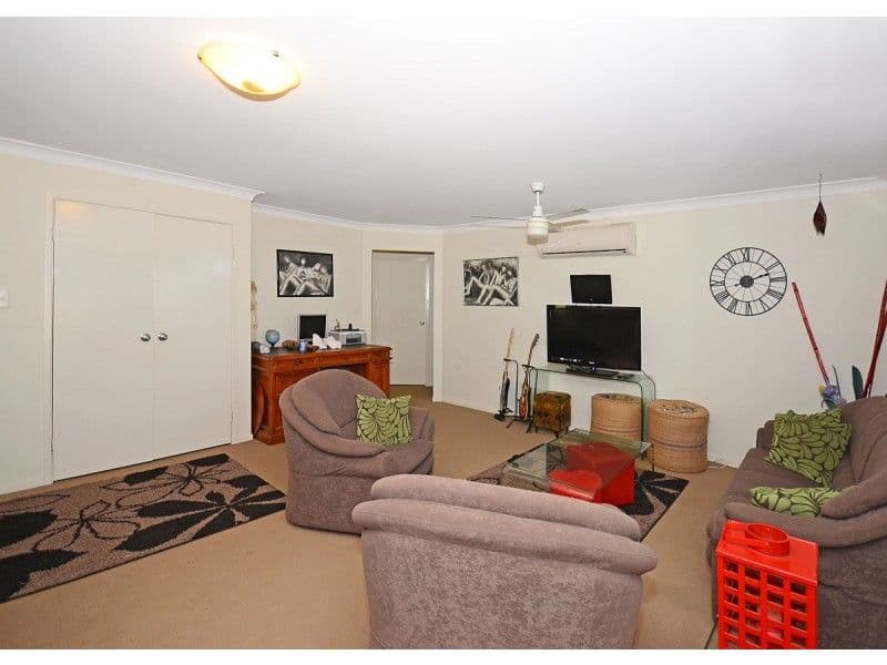 15 Mia Court, NIKENBAH QLD 4655, Nikenbah - Thumbnail 4