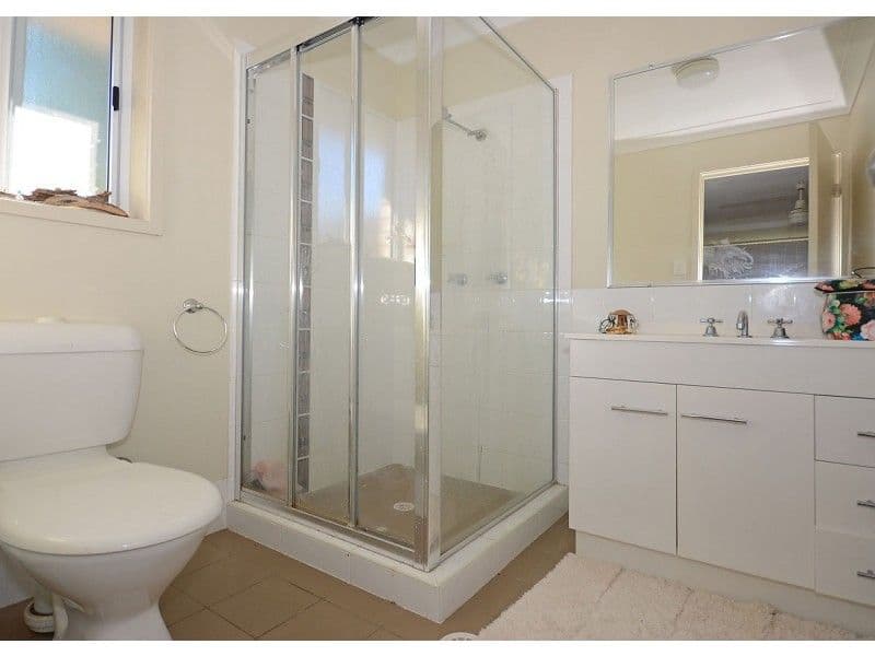 15 Mia Court, NIKENBAH QLD 4655, Nikenbah - Thumbnail 8