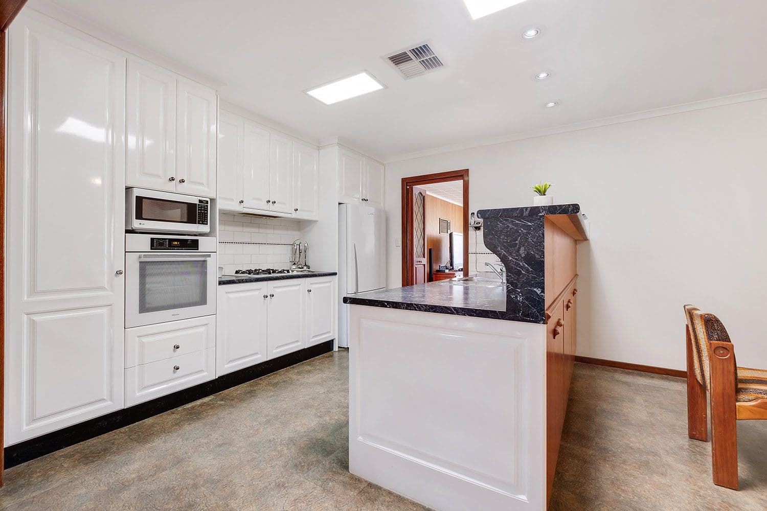 22 Meakin Terrace, Seaton SA 5023, Seaton - Thumbnail 6