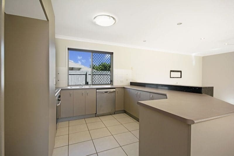 73 Fitzwilliam Drive Sippy Downs QLD, Sippy Downs - Thumbnail 3