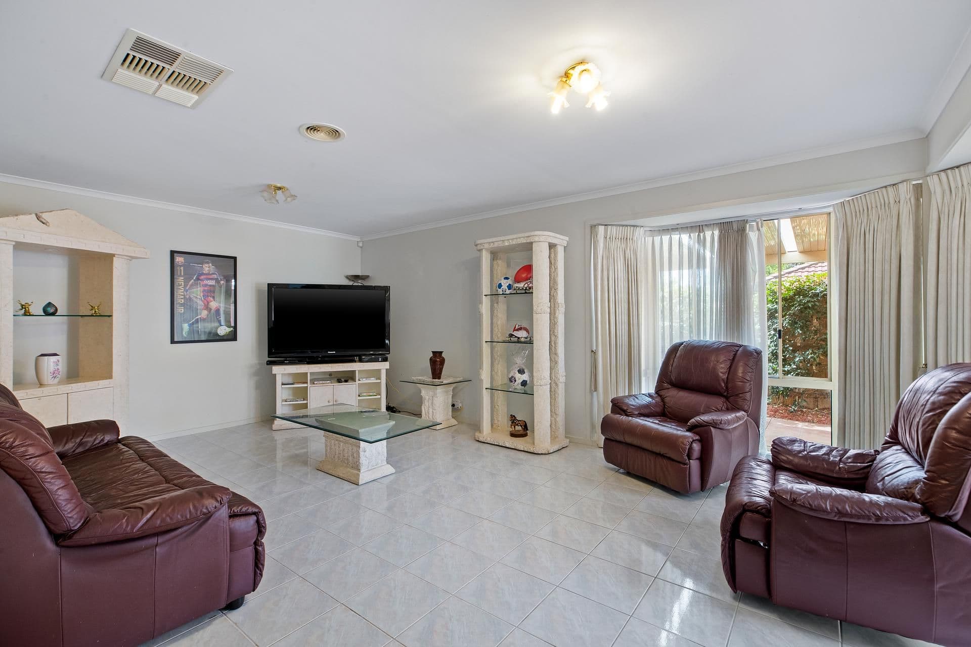 14 Waradgery Drive, Rowville VIC 3178, Rowville - Thumbnail 5