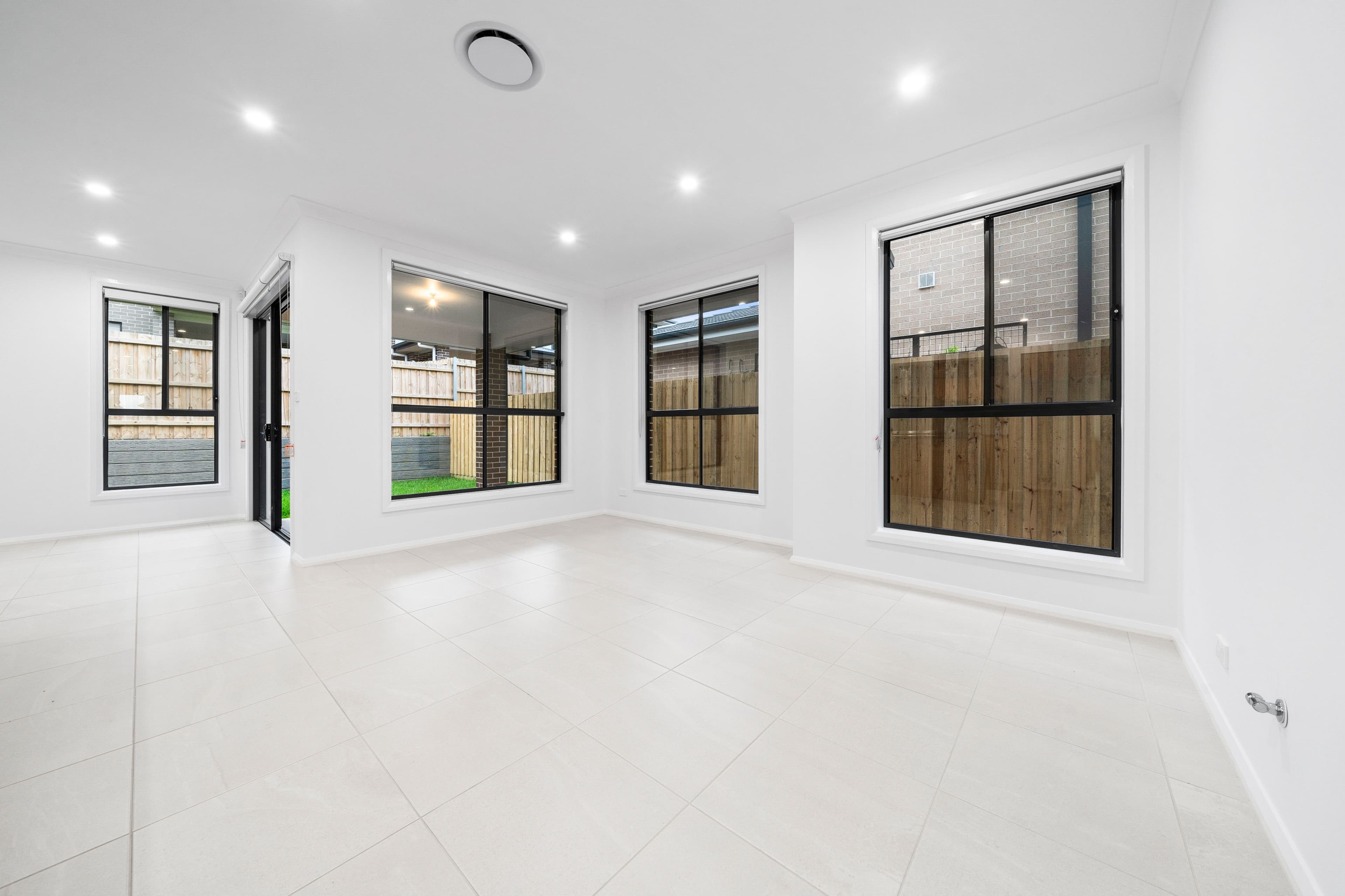 31 Brilliant Street, Rouse Hill NSW 2155, Rouse Hill - Thumbnail 4