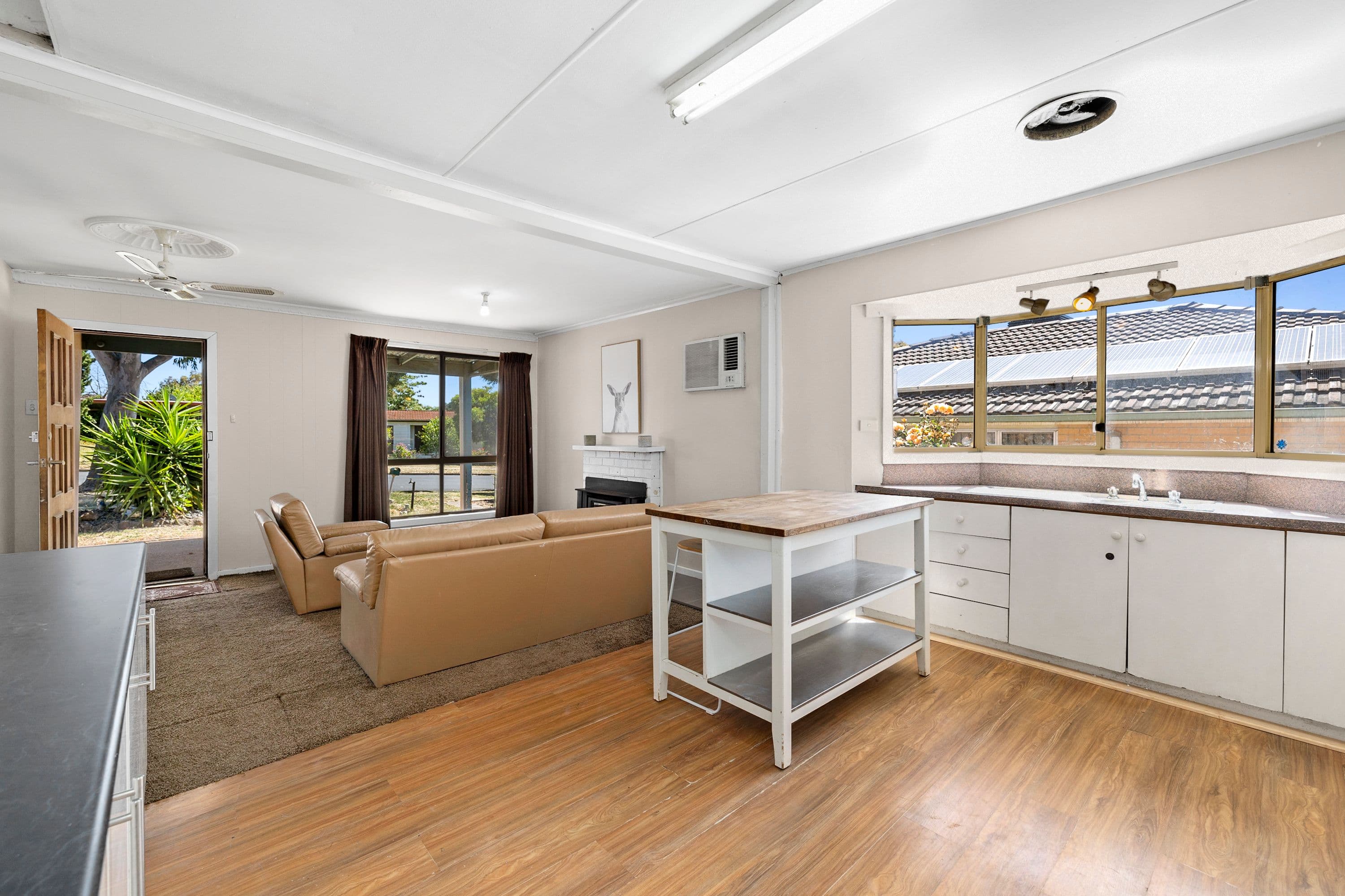 78 Churchill Avenue, Ararat VIC 3377, Ararat - Thumbnail 2